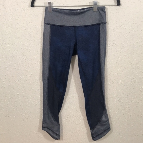 Lululemon Special Edition Sashiko Denim Blue Print Wonder Under Crop Leggings - Picture 1 of 9